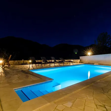 Country Matkovic - Duba * Čilipi